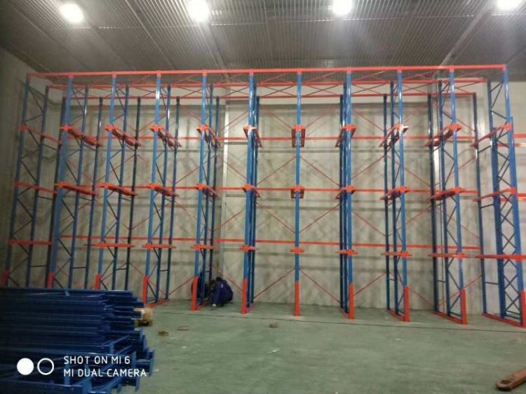 重型（xíng）貨架